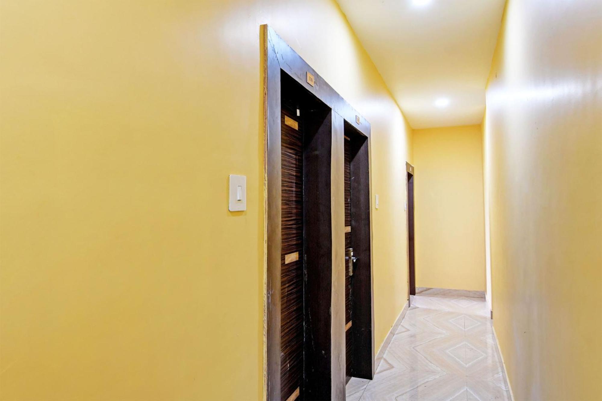 Collection O Shyamali Guest House Calcutta Extérieur photo