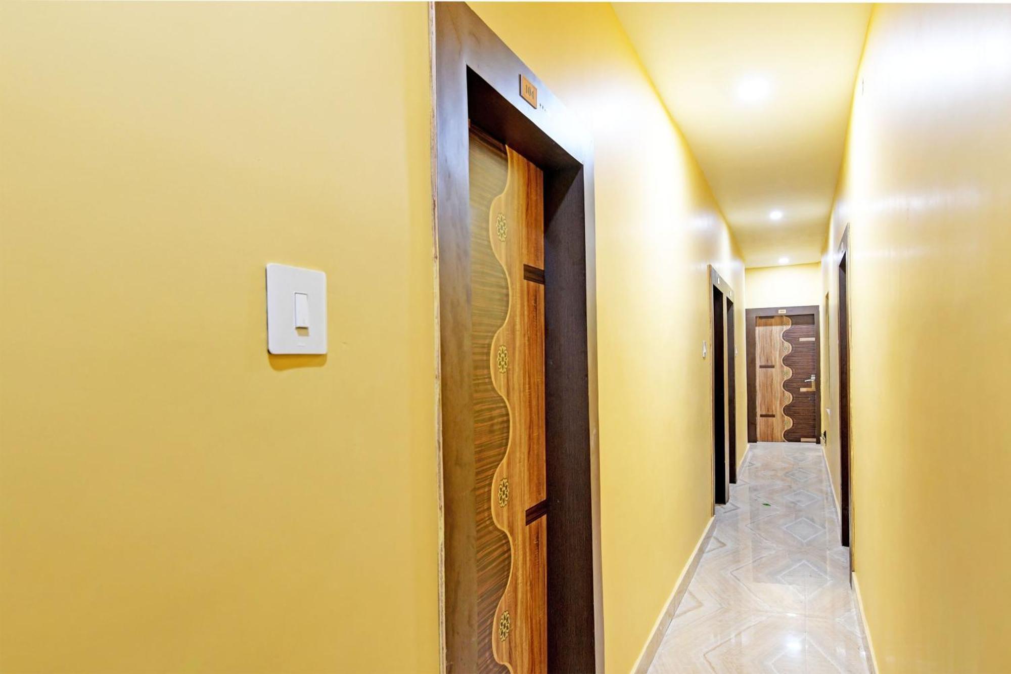 Collection O Shyamali Guest House Calcutta Extérieur photo
