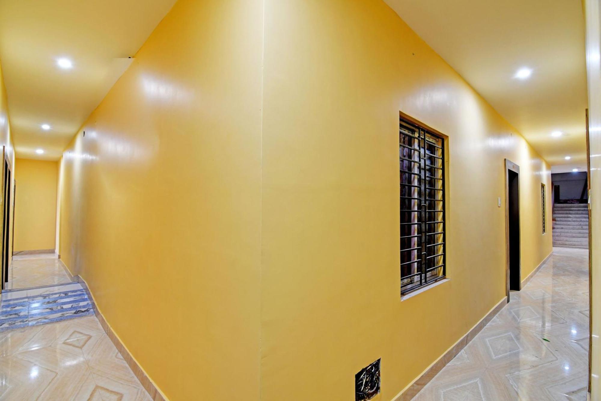 Collection O Shyamali Guest House Calcutta Extérieur photo